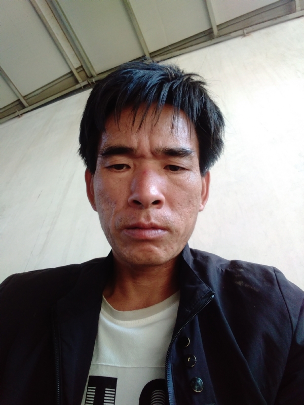 项斌的第一张照片--大理认干亲服务网