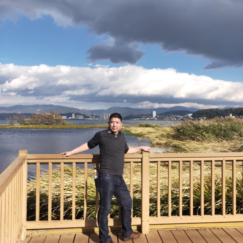 木子杰的第一张照片--大理认干亲服务网